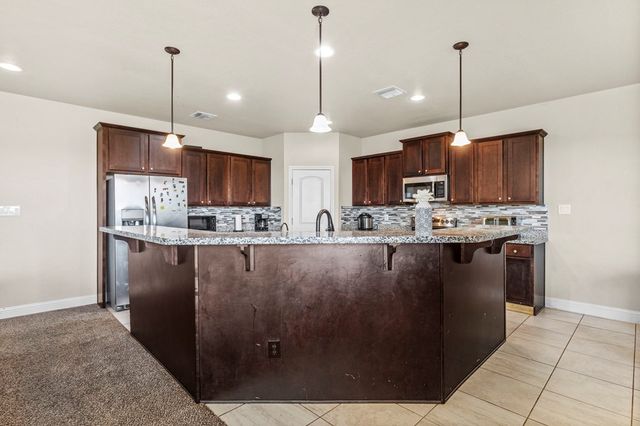 6007 Ridge View St, Midland, TX 79705