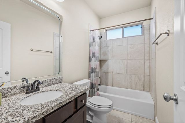 6007 Ridge View St, Midland, TX 79705