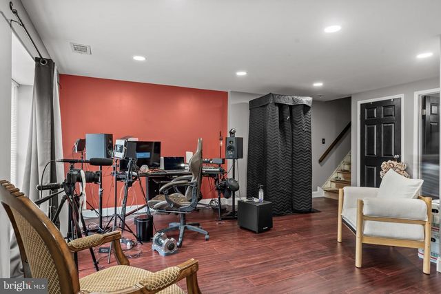 2707 GREENWOOD DR, Lindenwold, NJ 08021