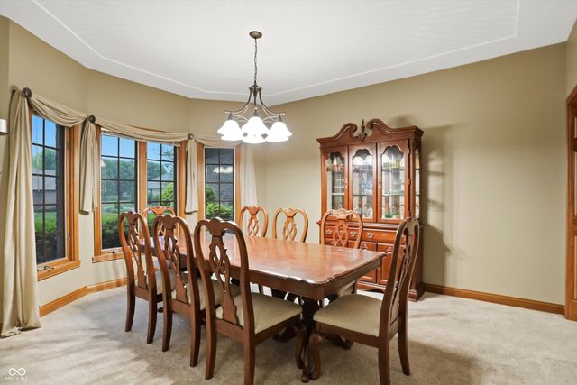 4302 W Woodbridge Lane, New Palestine, IN 46163