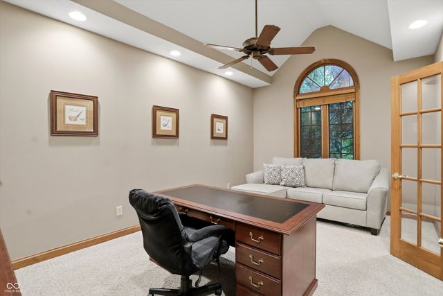 4302 W Woodbridge Lane, New Palestine, IN 46163