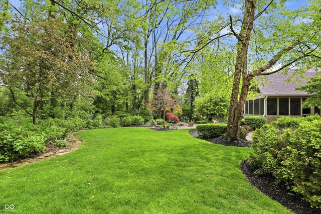 4302 W Woodbridge Lane, New Palestine, IN 46163