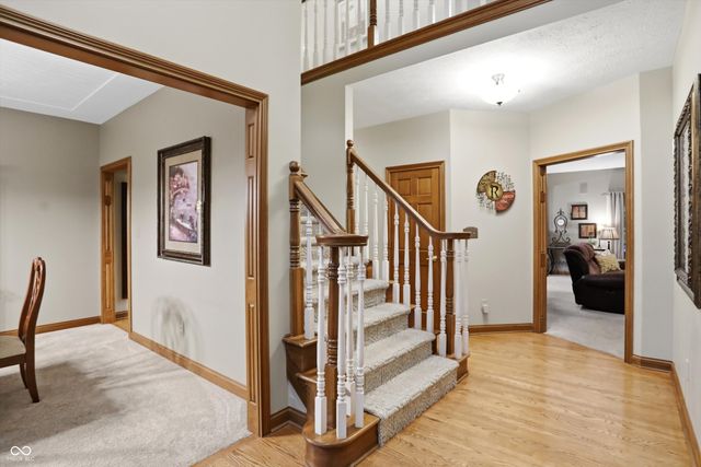 4302 W Woodbridge Lane, New Palestine, IN 46163