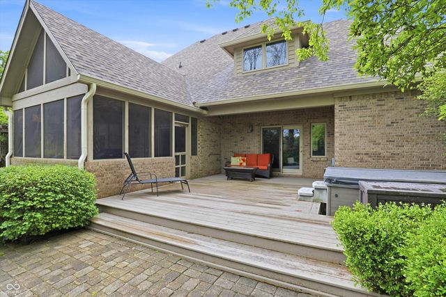 4302 W Woodbridge Lane, New Palestine, IN 46163