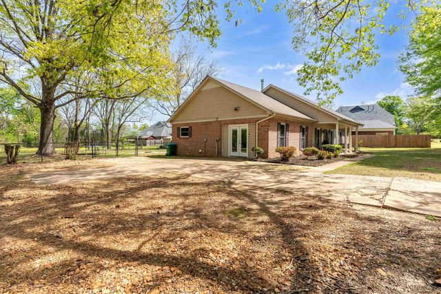 315 MURRELL ST, Oakland, TN 38060