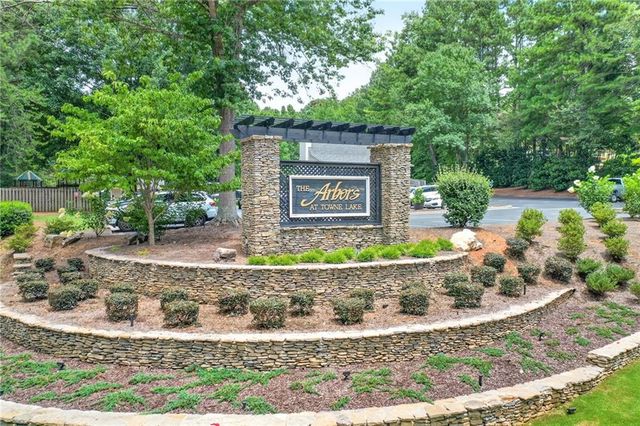 1152 Arborhill Drive, Woodstock, GA 30189