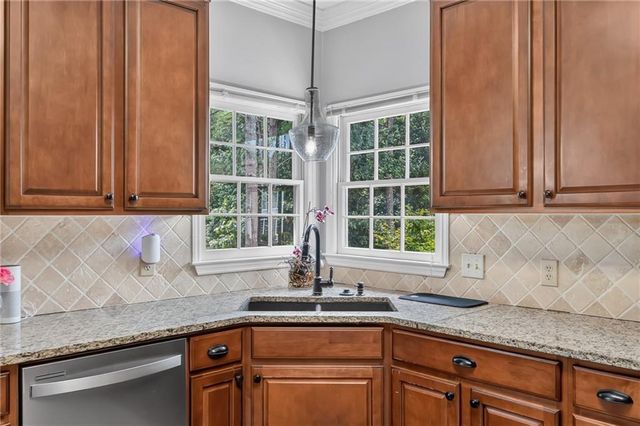 1152 Arborhill Drive, Woodstock, GA 30189