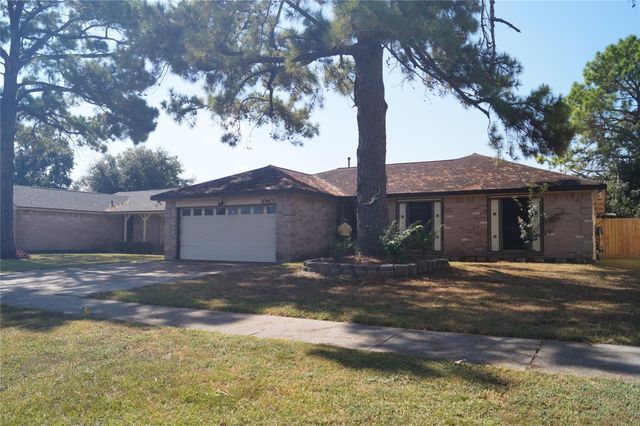 10603 Mackenzie Drive, Houston, TX 77086