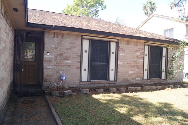 10603 Mackenzie Drive, Houston, TX 77086
