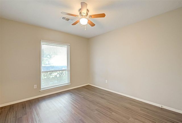 910 Redway Lane, Houston, TX 77062