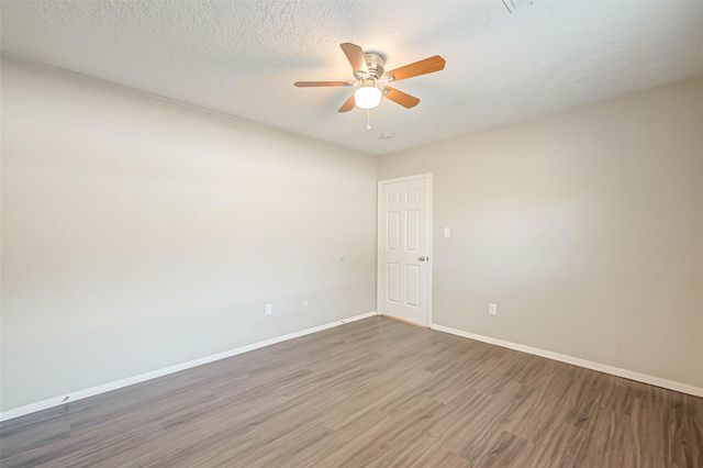 910 Redway Lane, Houston, TX 77062