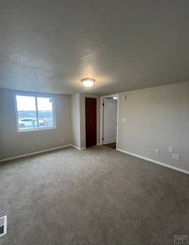 1617 W 16th St, Pueblo, CO 81003