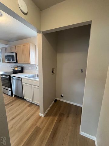 1617 W 16th St, Pueblo, CO 81003