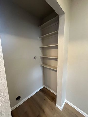 1617 W 16th St, Pueblo, CO 81003