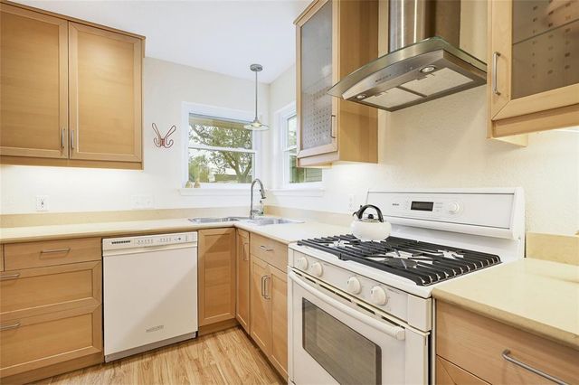 8507 Selway DR, Austin, TX 78736