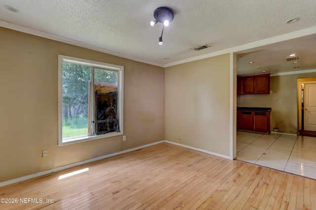 3126 CAPPER Road, Jacksonville, FL 32218