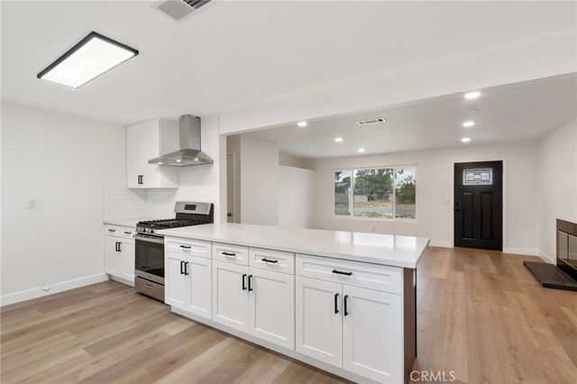 17244 Schollview, Palmdale, CA 93591