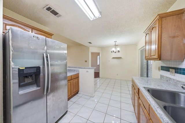 13334 Wells River Drive, Houston, TX 77041