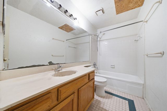 13334 Wells River Drive, Houston, TX 77041