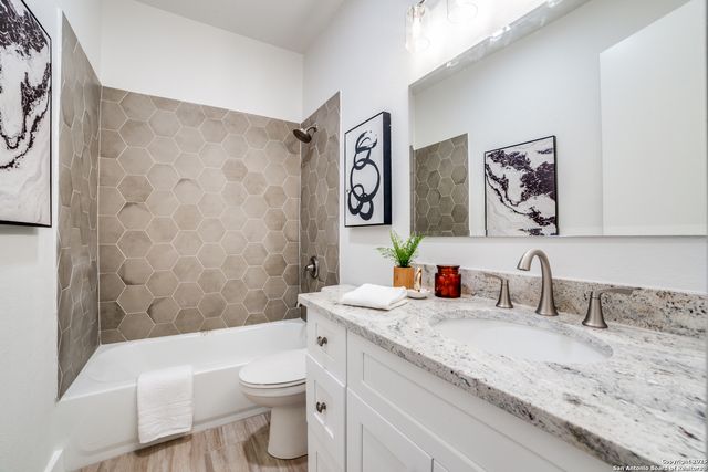 7711 Broadway Apt 11B, San Antonio, TX 78209