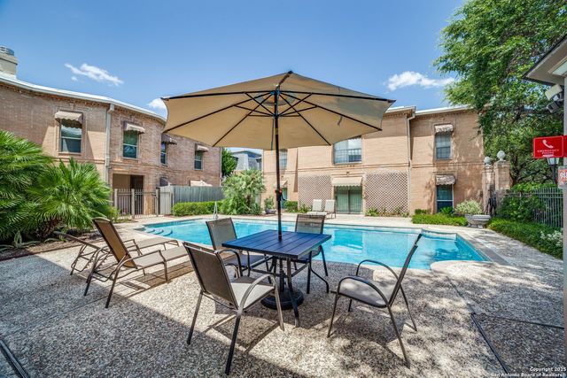 7711 Broadway Apt 11B, San Antonio, TX 78209