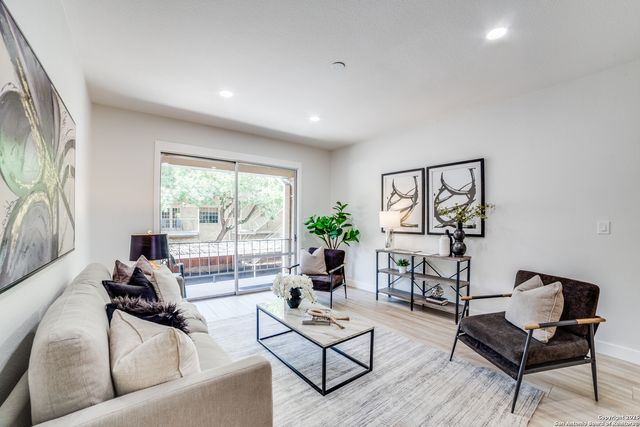 7711 Broadway Apt 11B, San Antonio, TX 78209