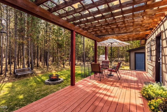17405 Killdeer Drive, Bend, OR 97707