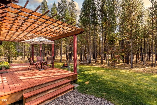 17405 Killdeer Drive, Bend, OR 97707