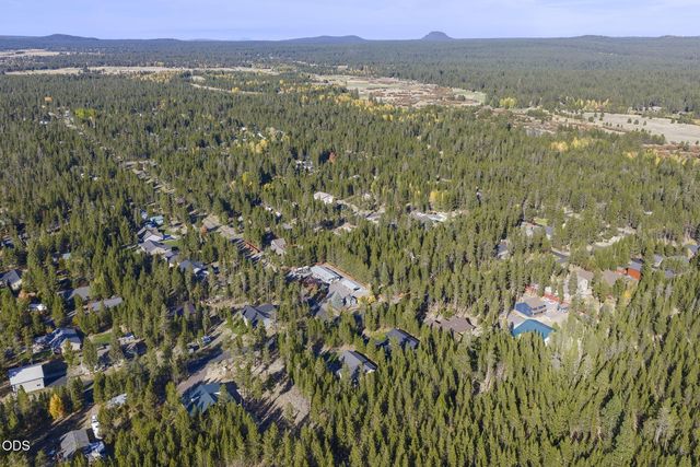 17405 Killdeer Drive, Bend, OR 97707