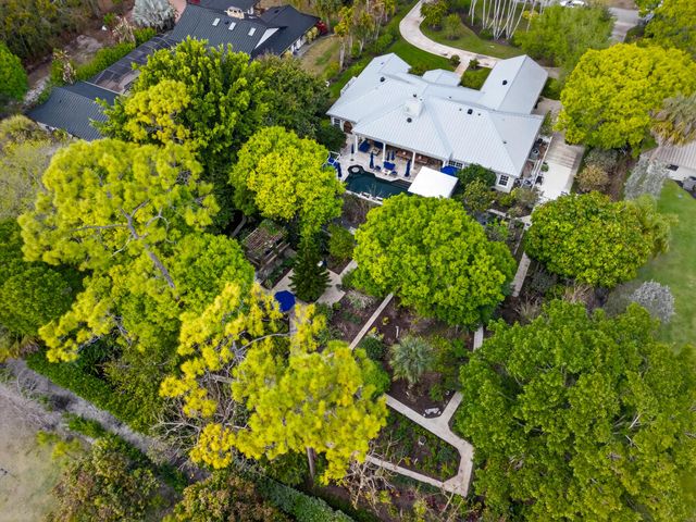 14921 Horseshoe Trace, Wellington, FL 33414