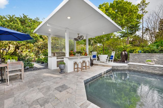 14921 Horseshoe Trace, Wellington, FL 33414