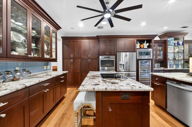 14921 Horseshoe Trace, Wellington, FL 33414