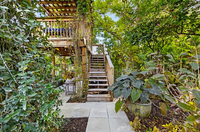 14921 Horseshoe Trace, Wellington, FL 33414