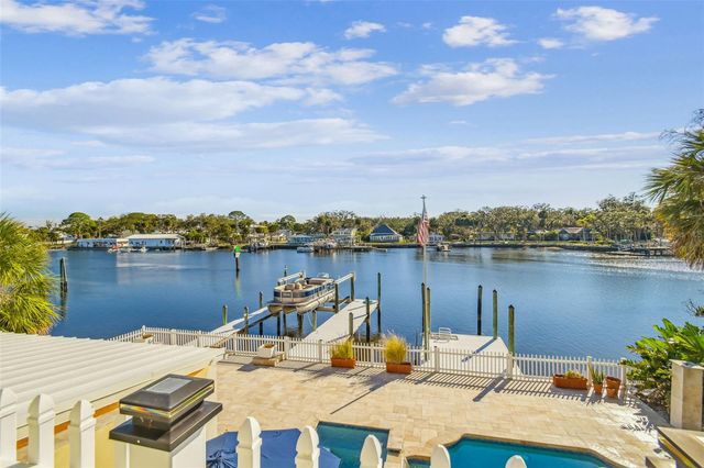 8025 ISLAND DRIVE, Port Richey, FL 34668