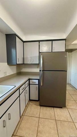 11847 Farnum Avenue, Warren, MI 48093