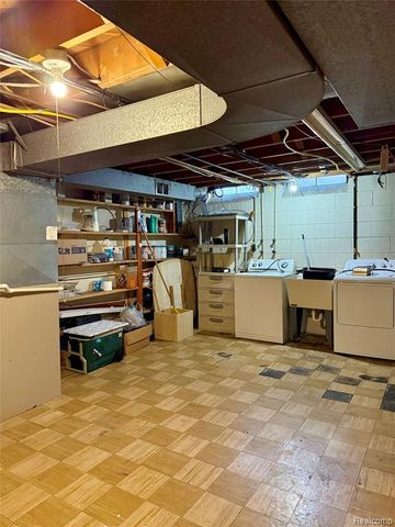 11847 Farnum Avenue, Warren, MI 48093