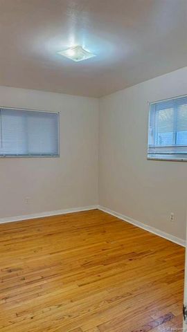 11847 Farnum Avenue, Warren, MI 48093