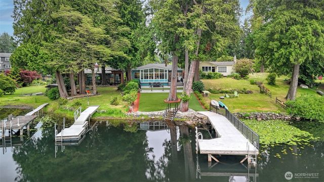 2171 N 122nd Place, Seattle, WA 98133