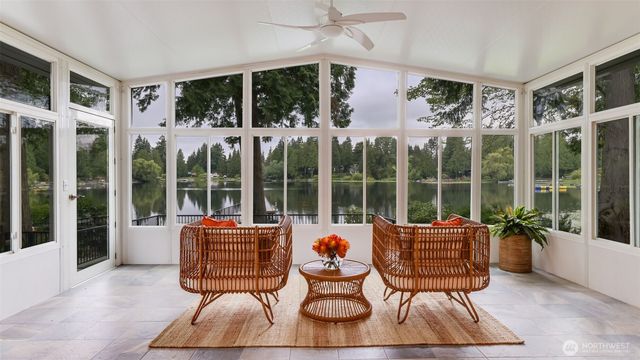 2171 N 122nd Place, Seattle, WA 98133