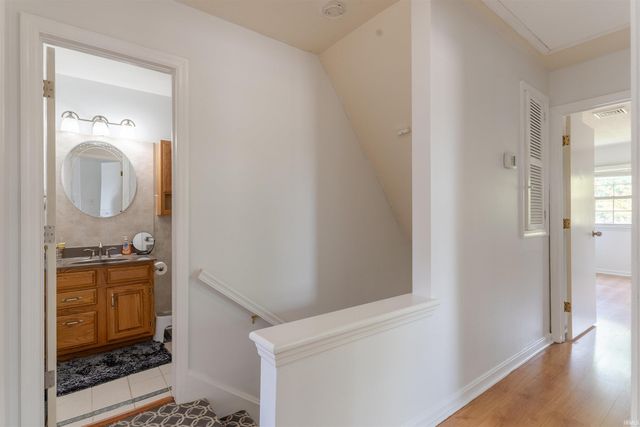 208 Camden Court, Evansville, IN 47715