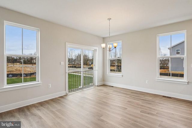 11808 WALES DR, Fredericksburg, VA 22407