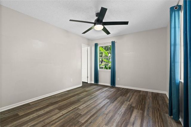 12801 Cherokee Court, Grand Bay, AL 36541