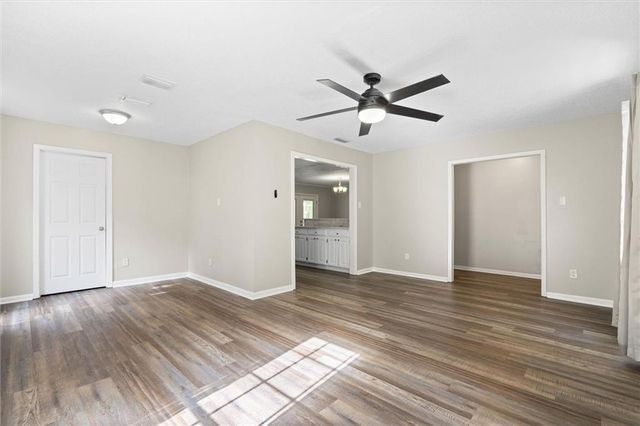 12801 Cherokee Court, Grand Bay, AL 36541