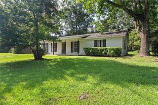 12801 Cherokee Court, Grand Bay, AL 36541
