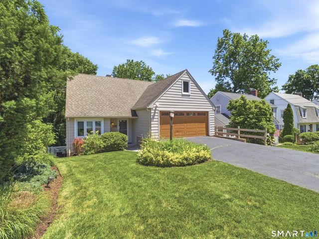 170 Clifton Avenue, West Hartford, CT 06107