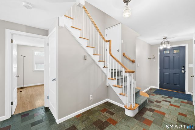 170 Clifton Avenue, West Hartford, CT 06107