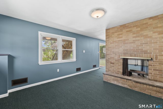 170 Clifton Avenue, West Hartford, CT 06107