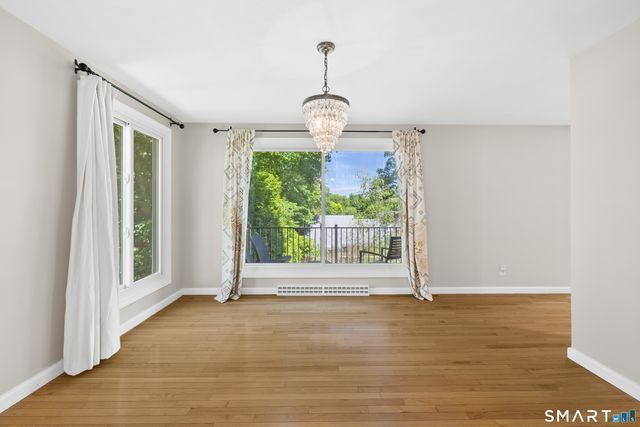 170 Clifton Avenue, West Hartford, CT 06107