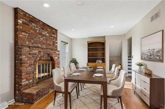 5929 N Mersington Avenue, Gladstone, MO 64119