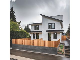 2020 Se 34TH Ave, Portland, OR 97214